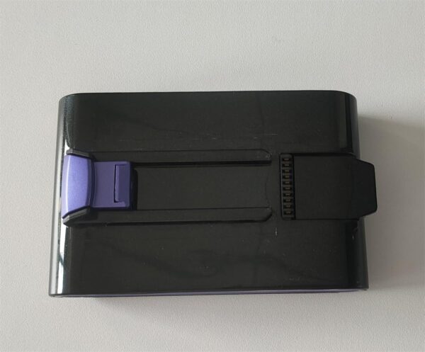 Detachable Rechargeable Battery Pack Replacement for Mickersy V10 Cordless Vacuum Cleaner - Image 3